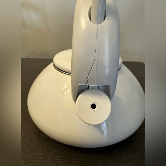 SOLD- Vintage Kamenstein Swan Kettle Whistling Tea Pot White Enamel Stove Top - Picture 5 of 10